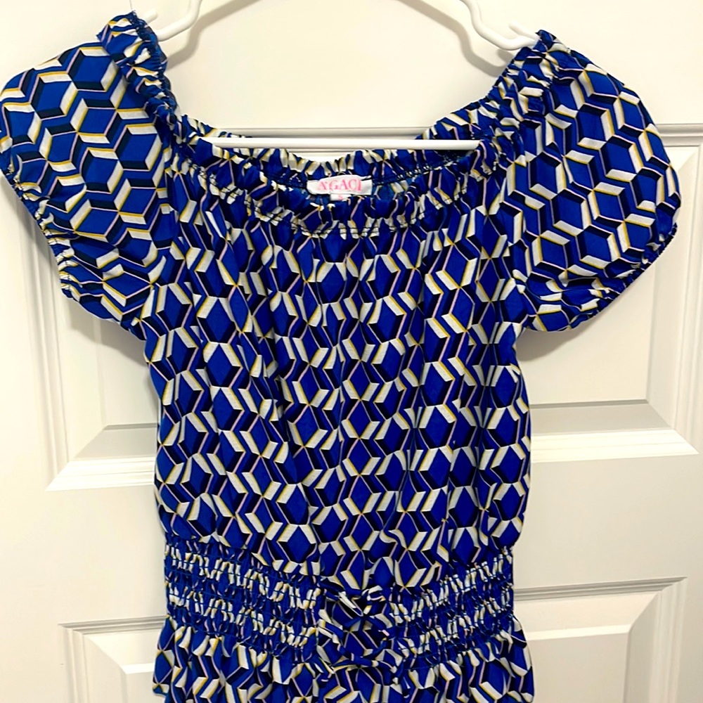 Blue pattern blouse